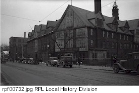 Rochester Library in former Kimball building.